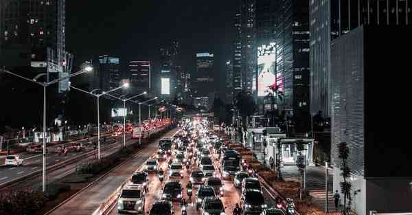 电力巡视智能机器人结构