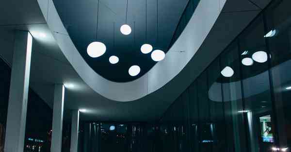 大数据包含设备数据的行业文章