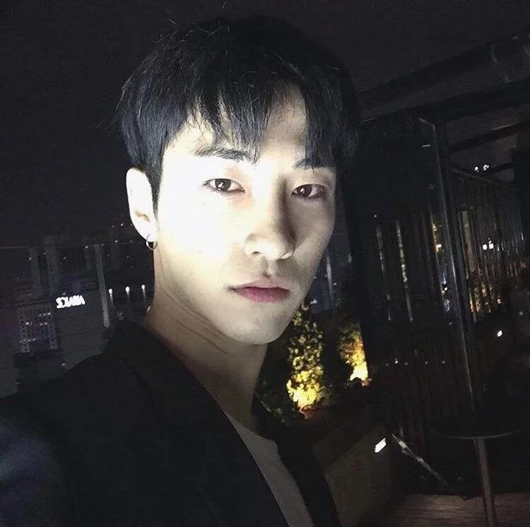 云贞骅振