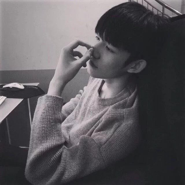 汤韦寒柔
