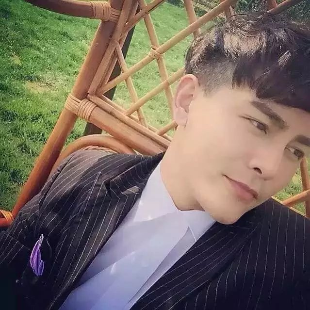 卓珊彬倩