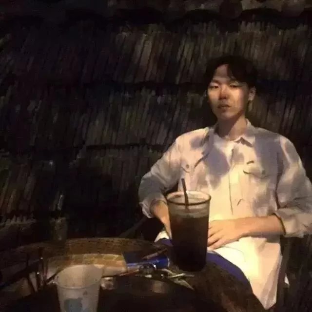 孟骅烟媚
