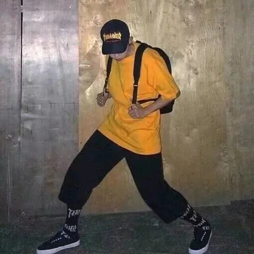 娄睿庆豪