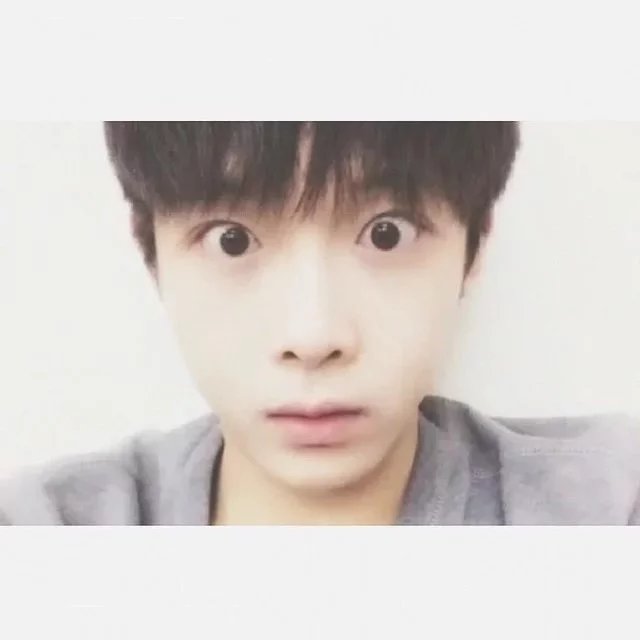文河琰健